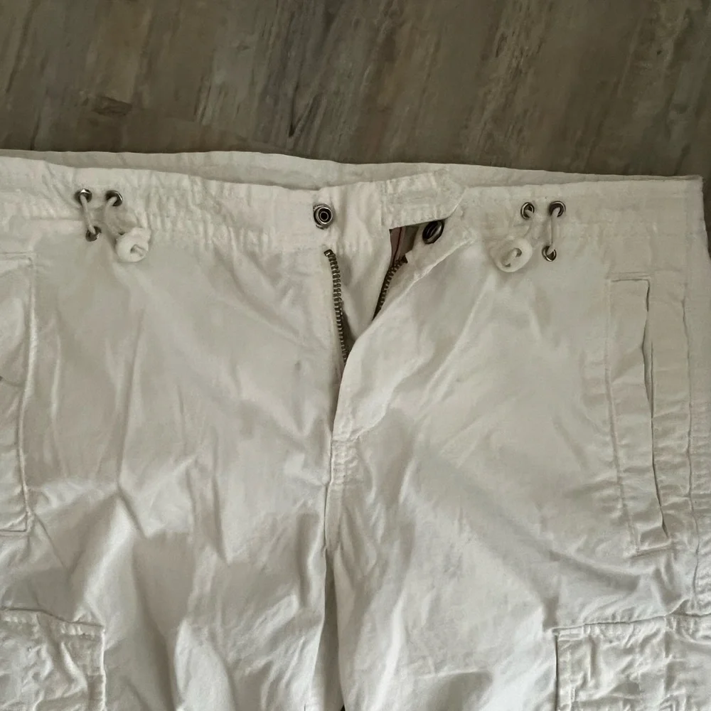 True Religion Women's White Straight Leg Cargo Pants 25/31 - Picture 2 of 9